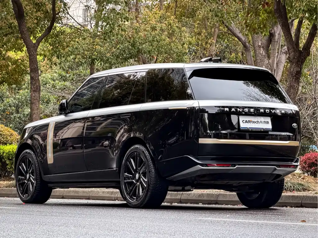 Land Rover Range Rover 2024 3.0 L6 400PS Long Wheelbase