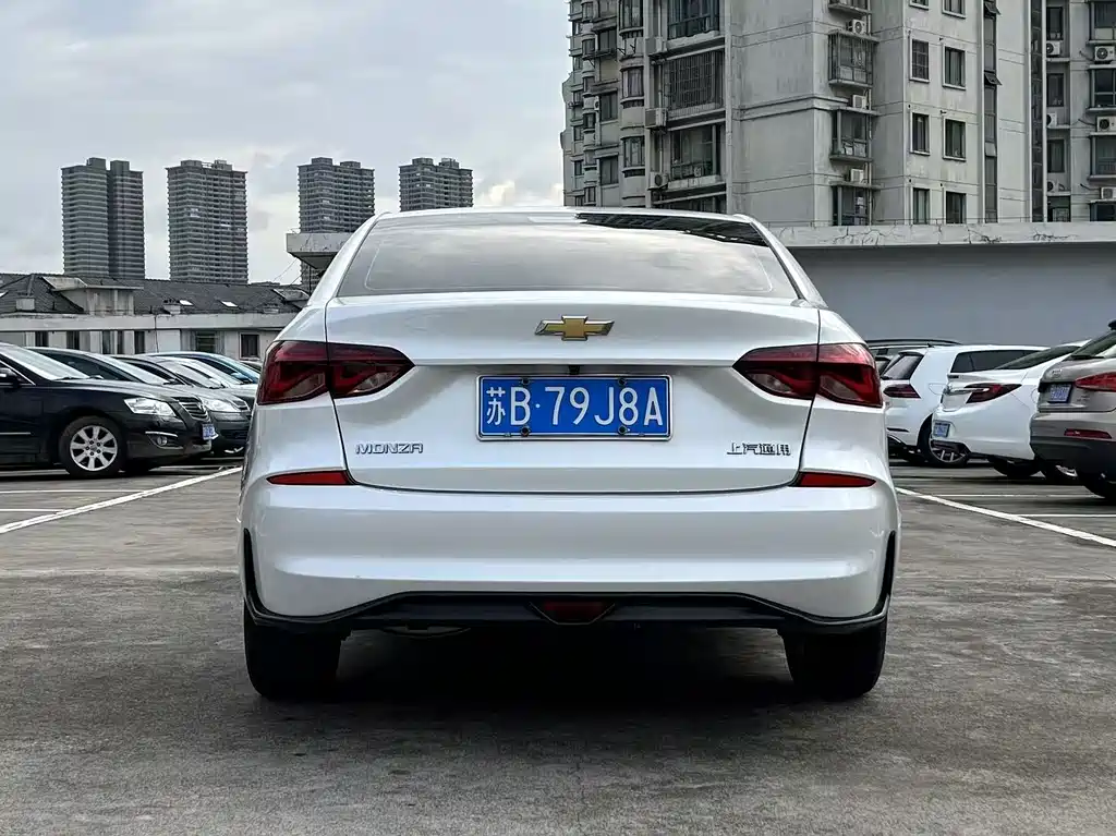Chevrolet Monza — миниатюра 9