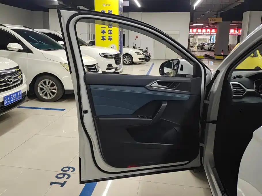 Volkswagen Tharu — миниатюра 7