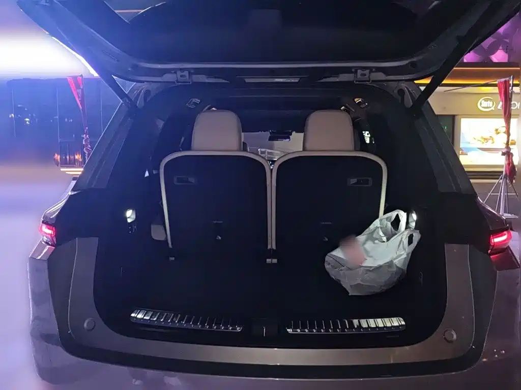 Li Auto Li L9 — миниатюра 15