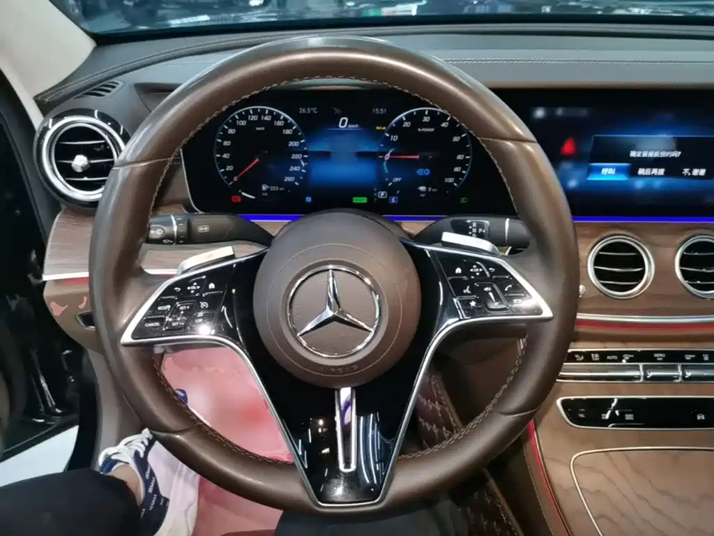 Mercedes-Benz E-Class New Energy — миниатюра 11