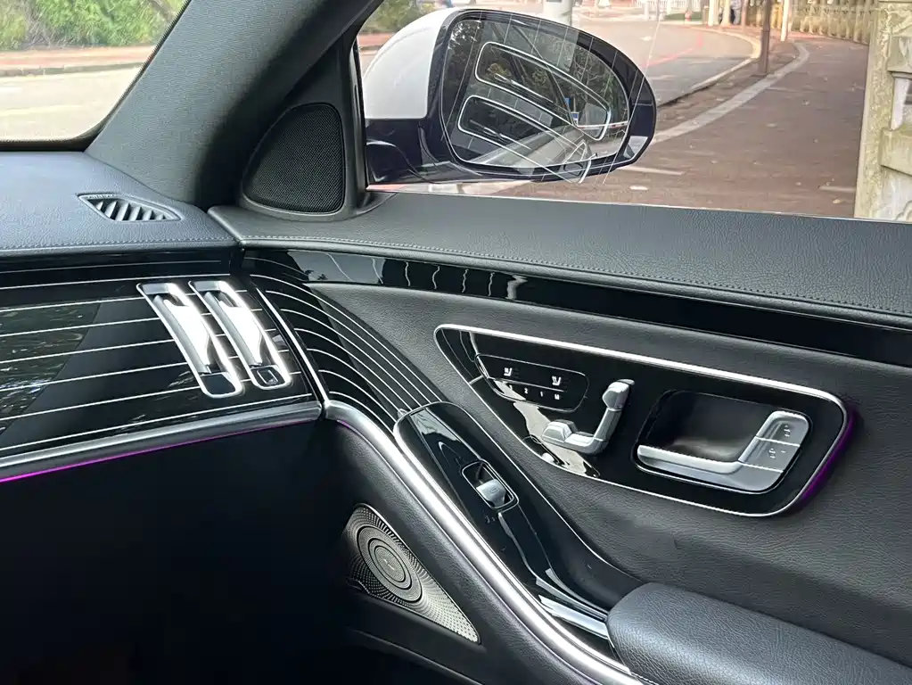 Mercedes-Benz S-Class — миниатюра 16