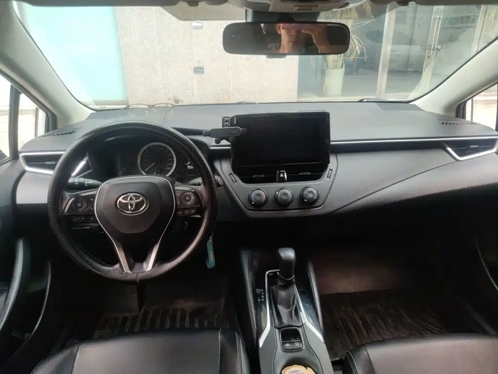 Toyota Corolla — миниатюра 5