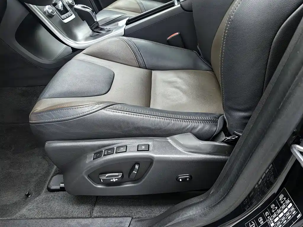 Volvo XC60 — миниатюра 20