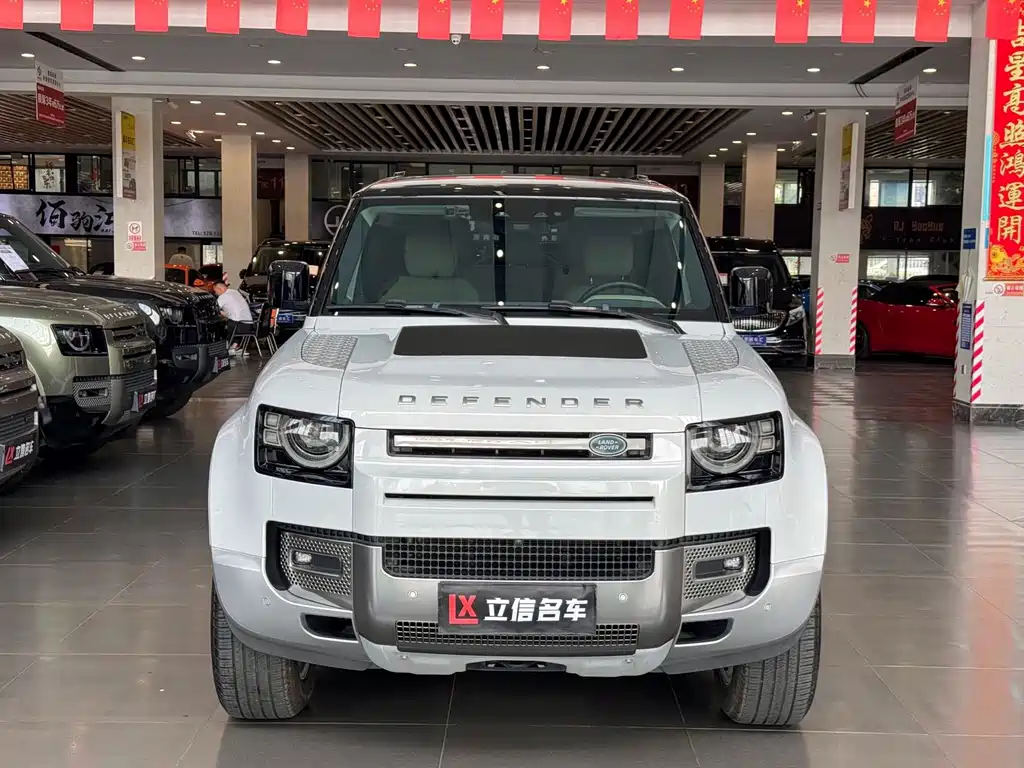 Land Rover Defender — миниатюра 2