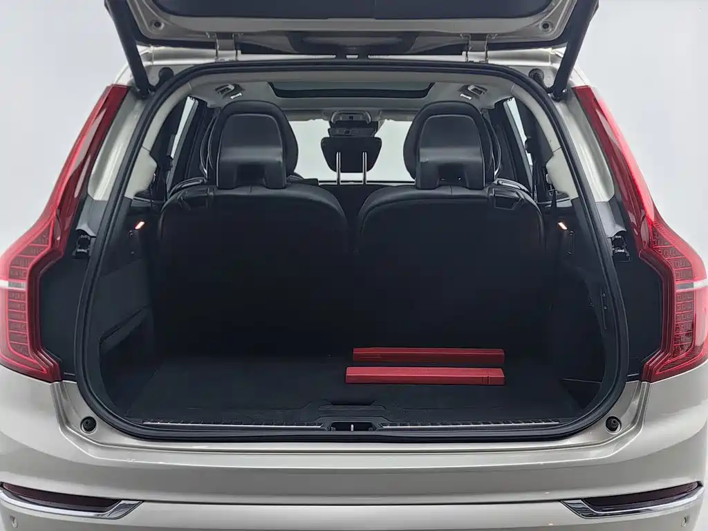 Volvo XC90 — миниатюра 16