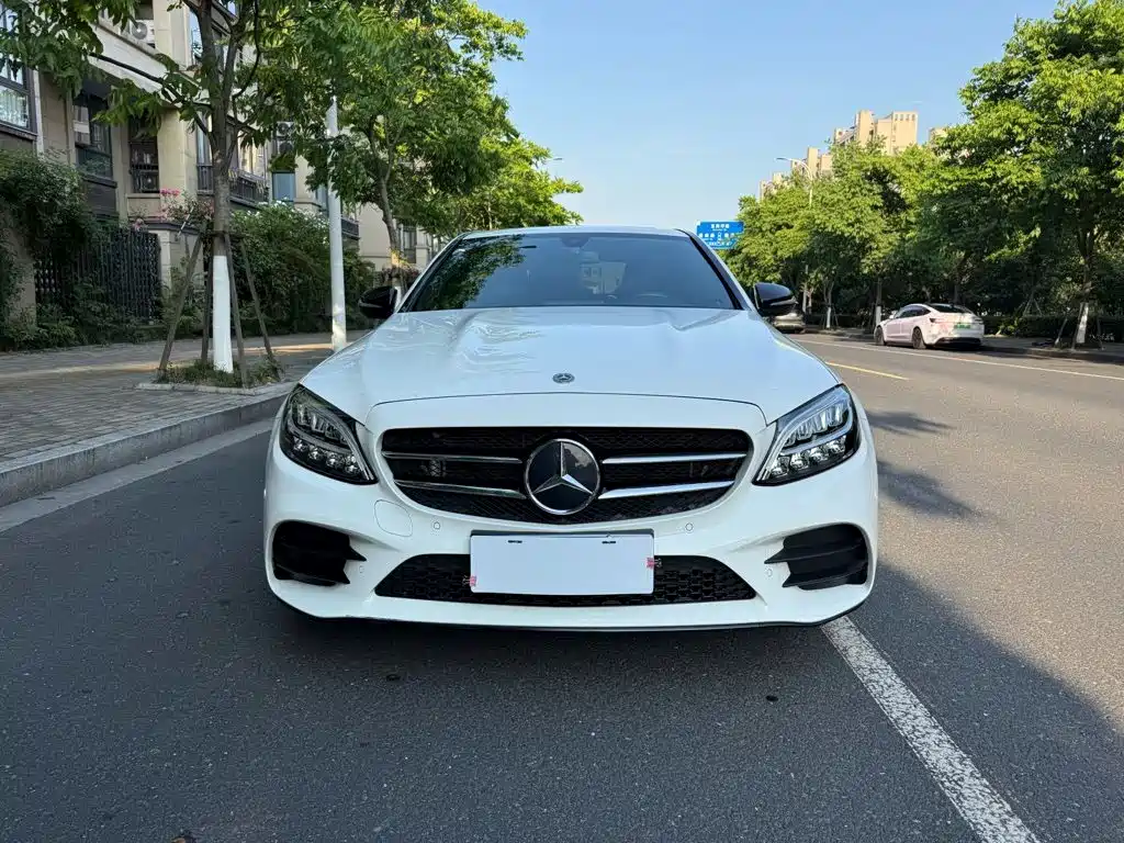 Mercedes-Benz C-Class — миниатюра 3