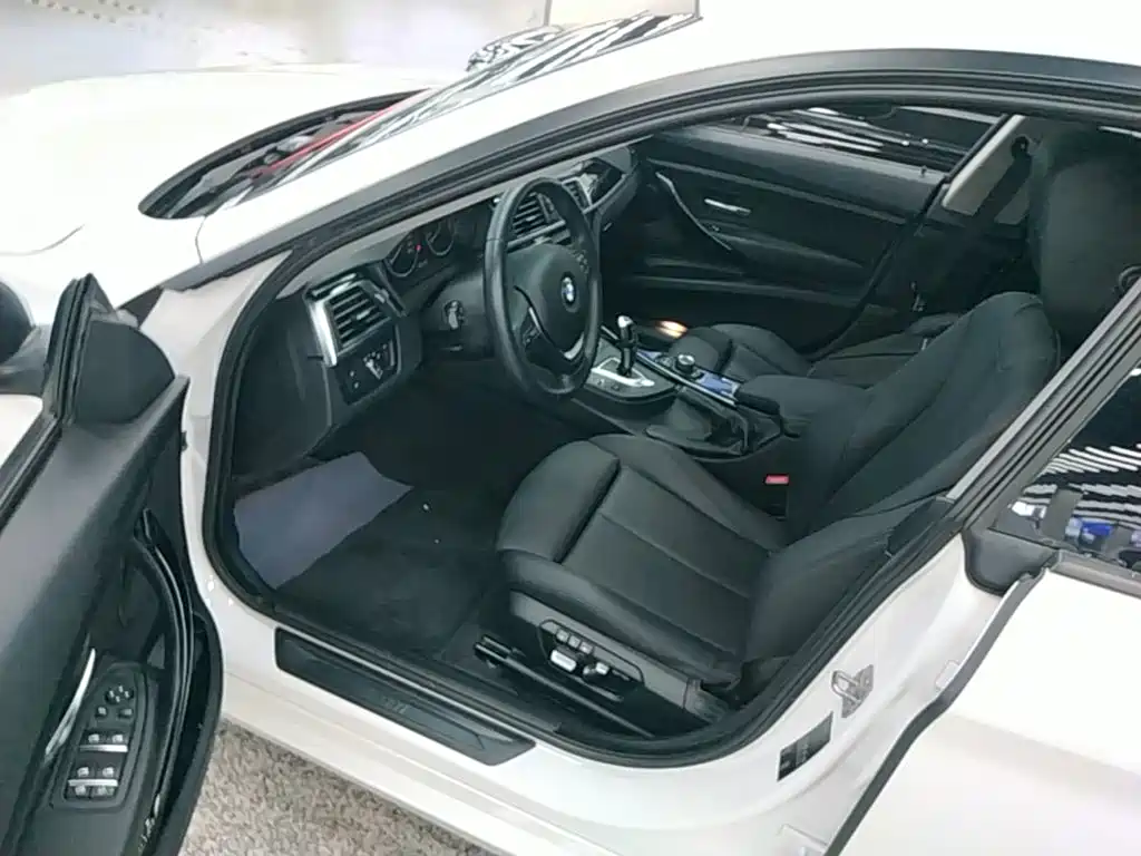BMW 3 Series GT — миниатюра 15