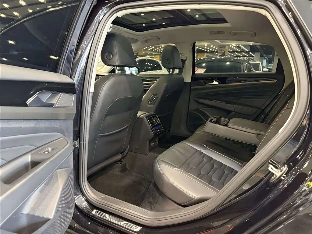 Volkswagen Passat — миниатюра 5