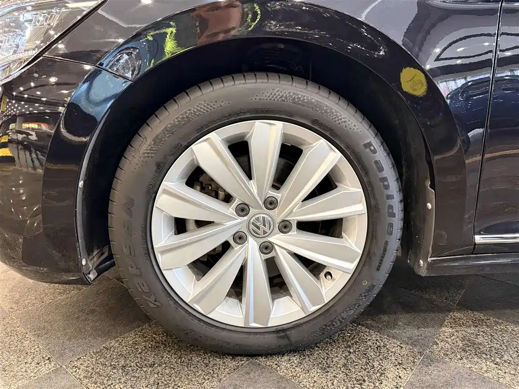 Volkswagen Passat — миниатюра 15