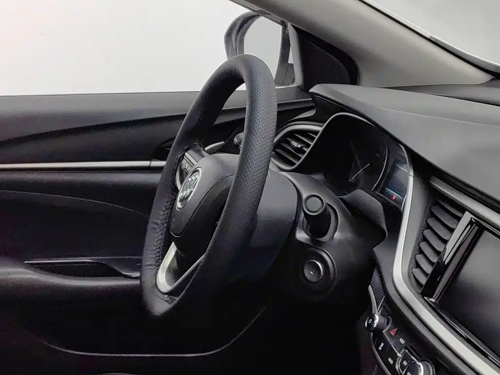 Buick Excelle — миниатюра 22