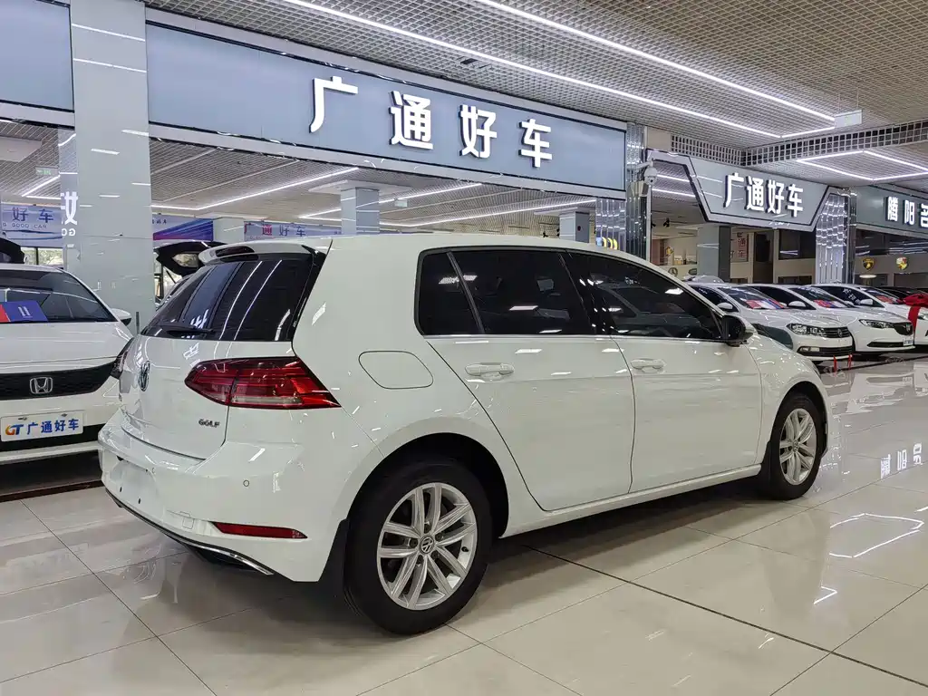 Volkswagen Golf — миниатюра 8