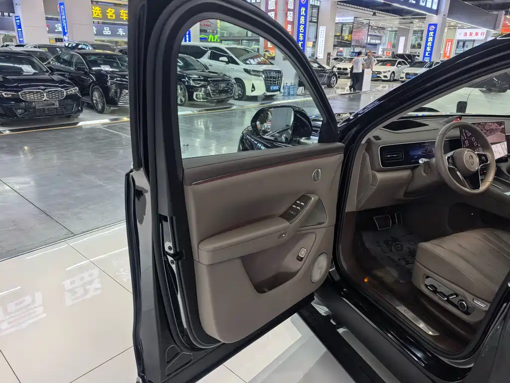 AITO AITO M7 — миниатюра 7