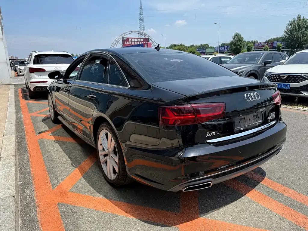Audi A6L 2018 30 45 TFSI quattro Luxury