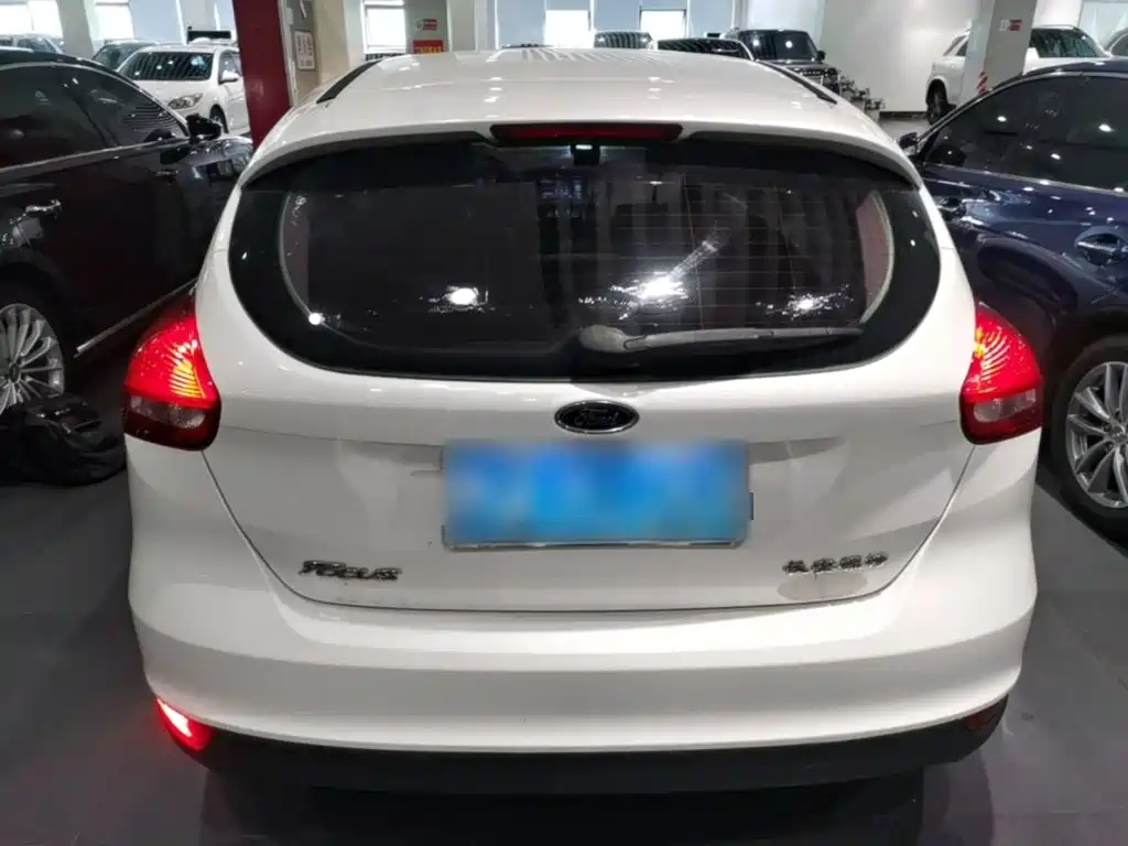 Ford Focus — миниатюра 6