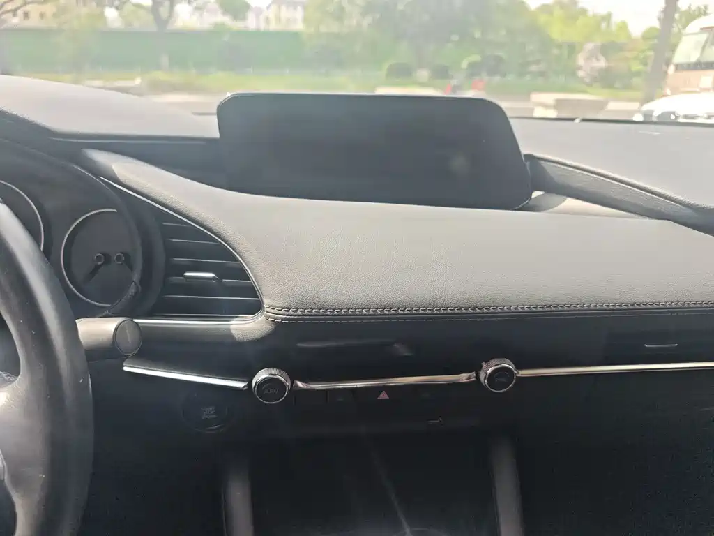 Mazda 3 Axela — миниатюра 13
