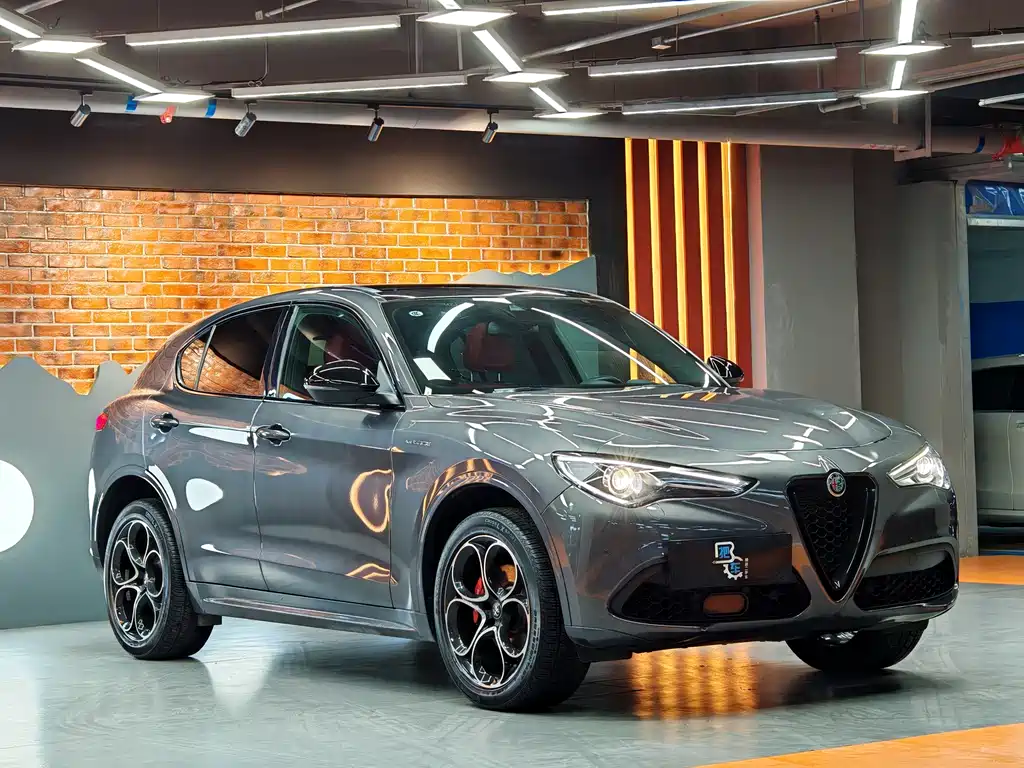ALFA ROMEO STELVIO