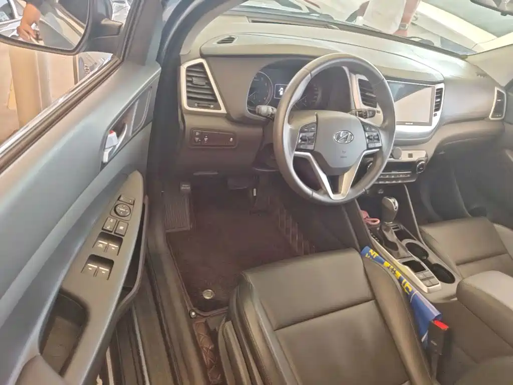 Hyundai Tucson — миниатюра 16