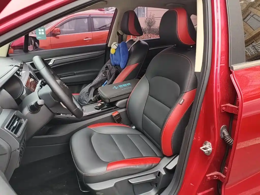 Geely Emgrand GS — миниатюра 15