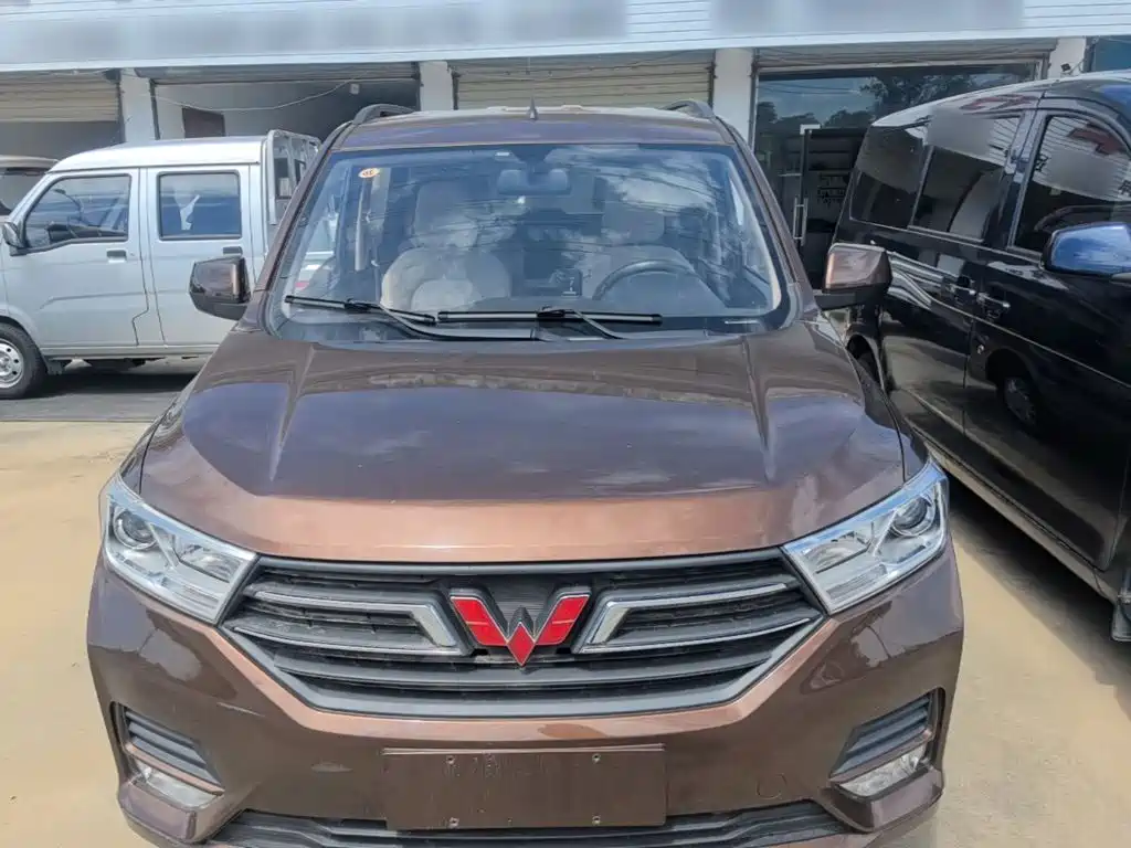 Wuling Hongguang — миниатюра 3