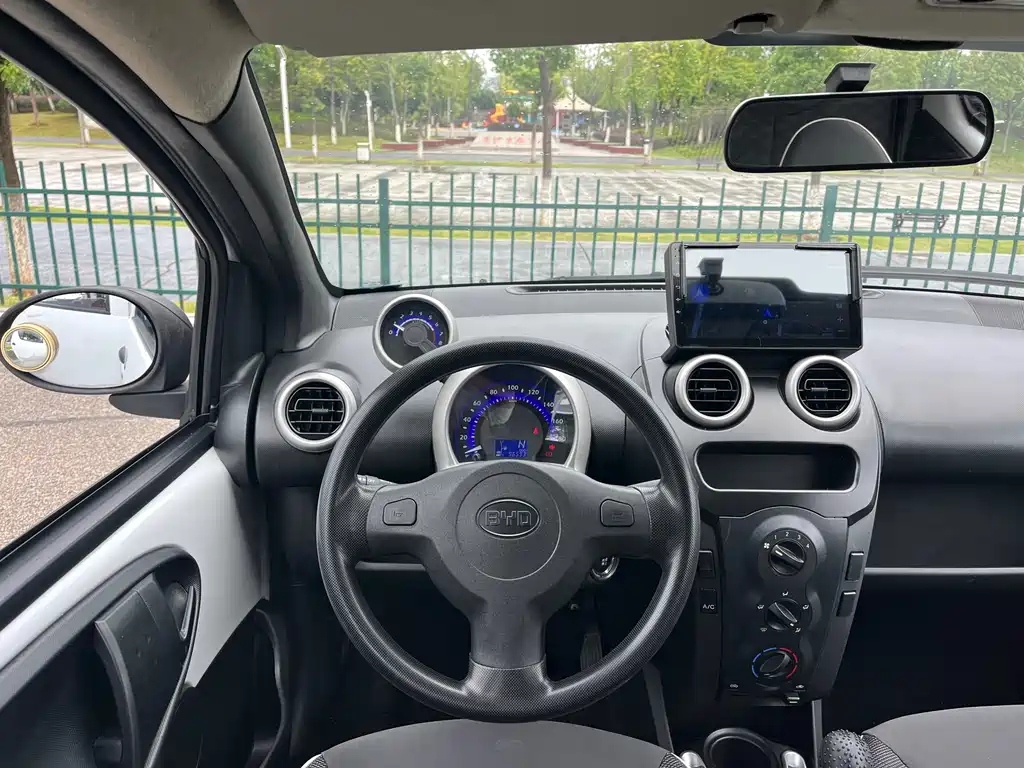 BYD F0 — миниатюра 13