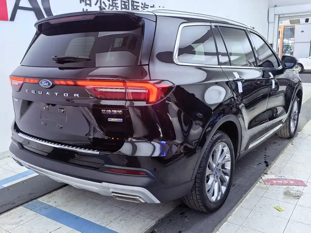 Ford Equator — миниатюра 4