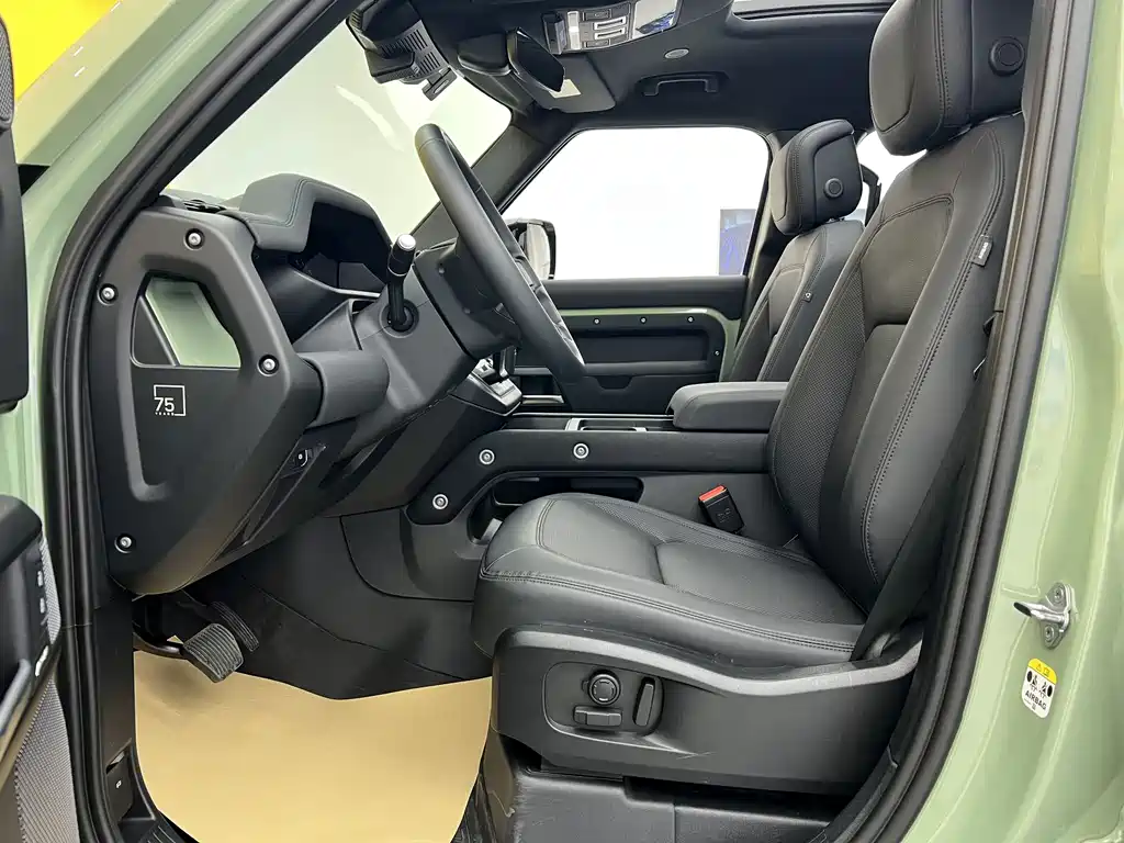 Land Rover Land Rover Defender 2023 110 3.0T P400 75