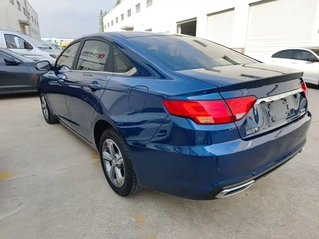 Geely Emgrand GL — миниатюра 5