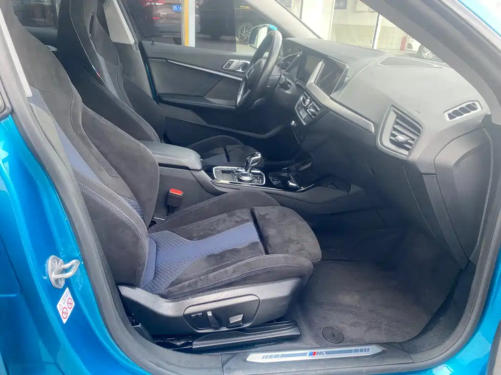 BMW 2 Series (Import) — миниатюра 12