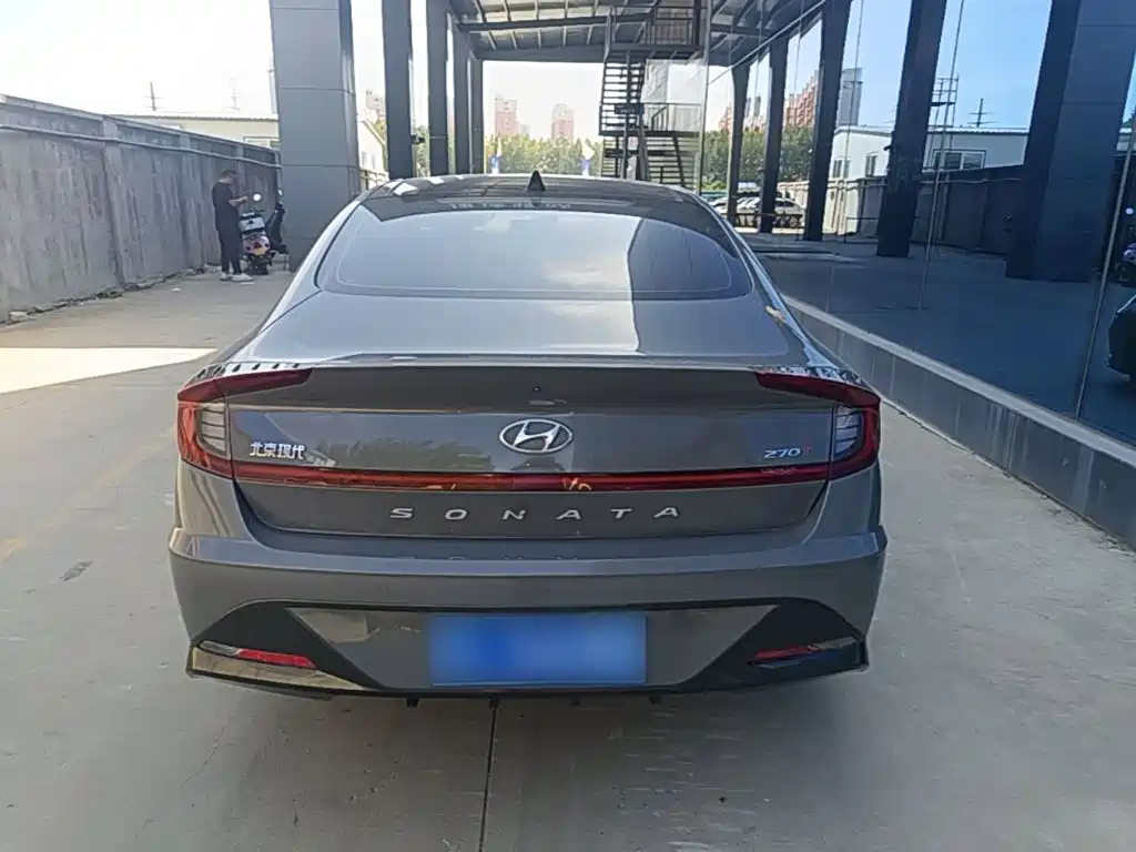 Hyundai Sonata — миниатюра 6