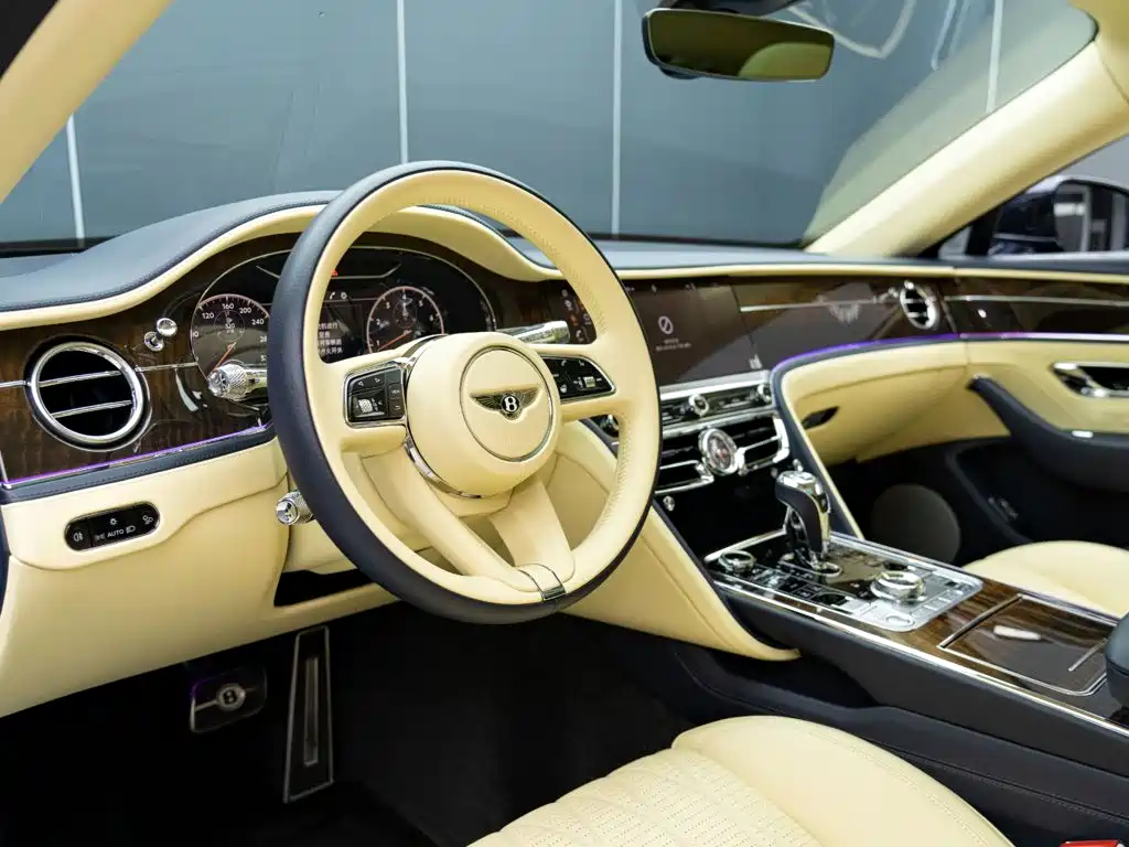 Bentley Flying Spur — миниатюра 11