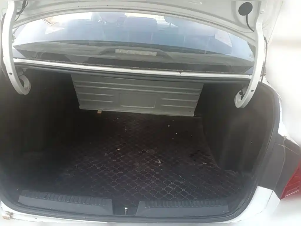 Volkswagen Jetta — миниатюра 24