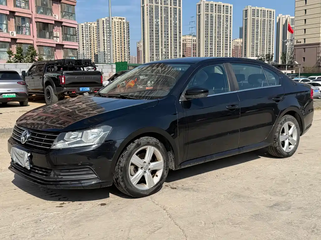 Volkswagen Lavida — миниатюра 2