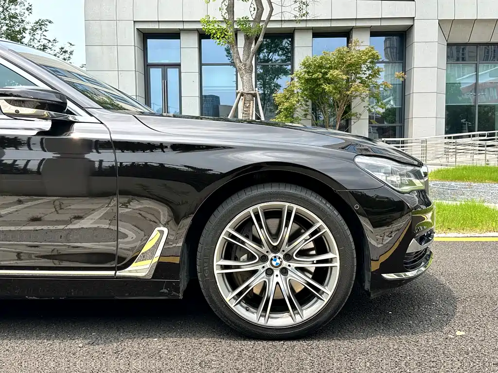 BMW 7 Series 7 2018 750Li xDrive M Sport