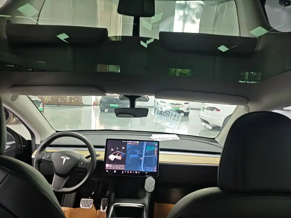 Tesla Model Y — фотографии объявления, Фото 18