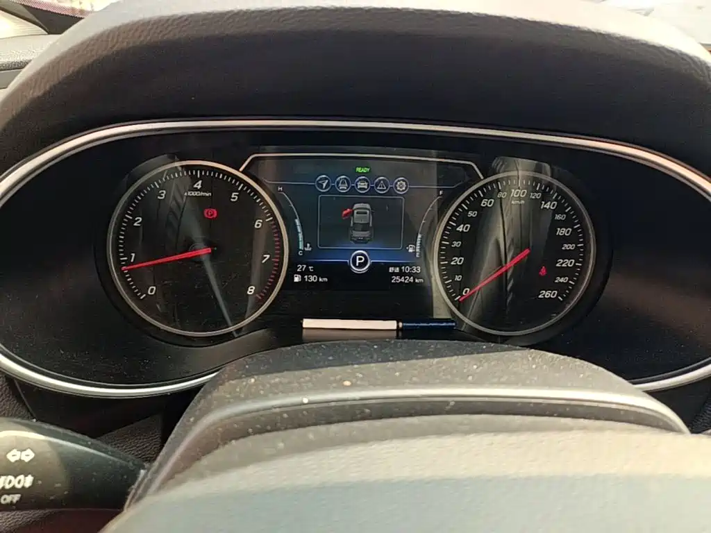 Hongqi Hongqi H5 — миниатюра 12