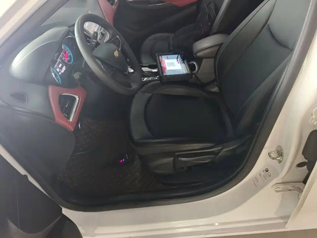 Chevrolet Cruze — миниатюра 15
