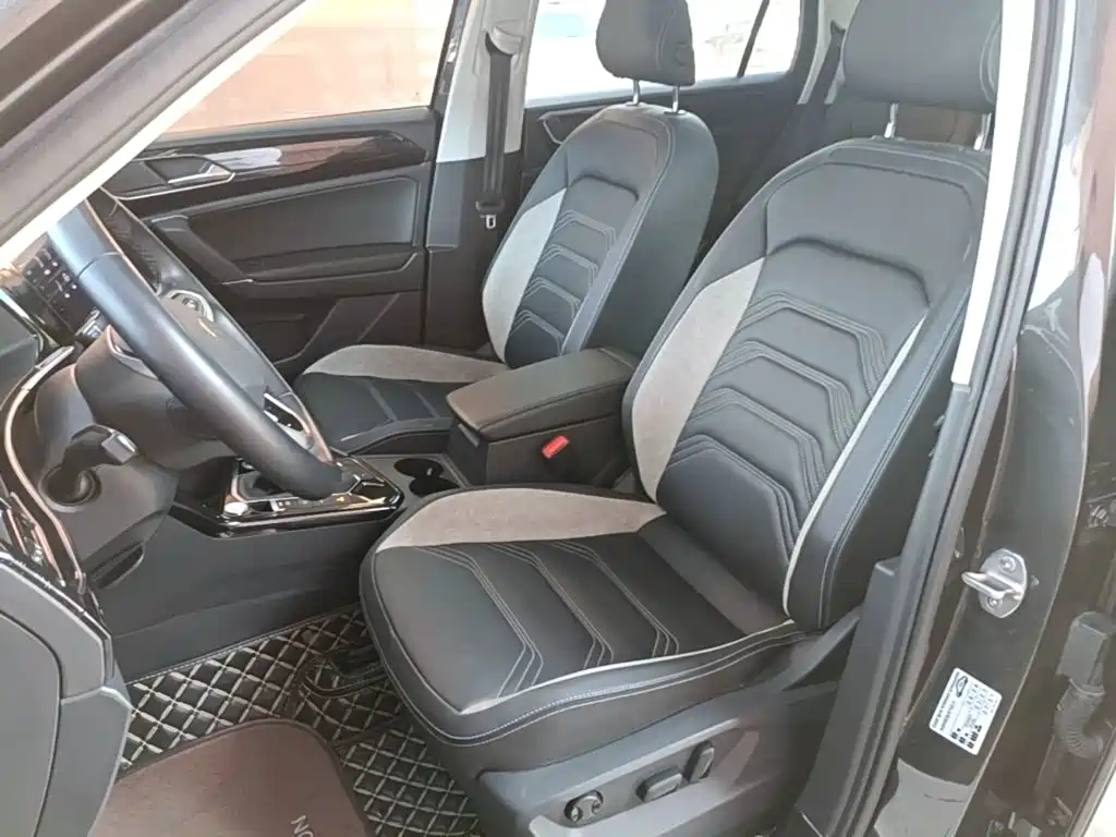 Volkswagen 探岳 GTE — миниатюра 15