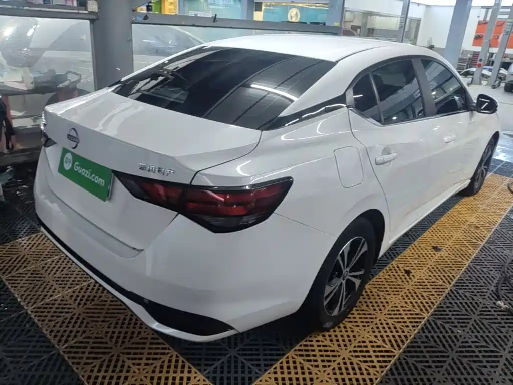 Nissan Sylphy — миниатюра 7