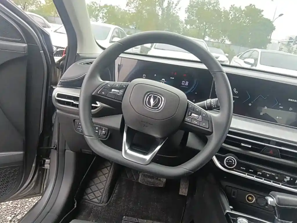 Changan Eado — миниатюра 11