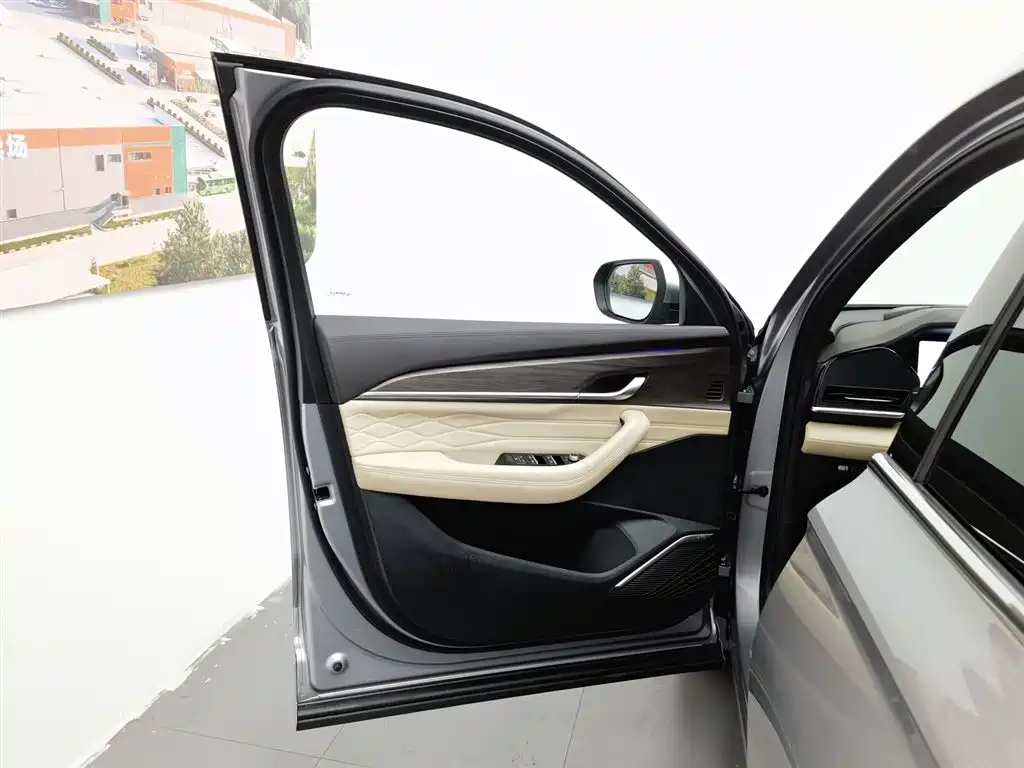Geely Monjaro L 2025 2.0TD AT