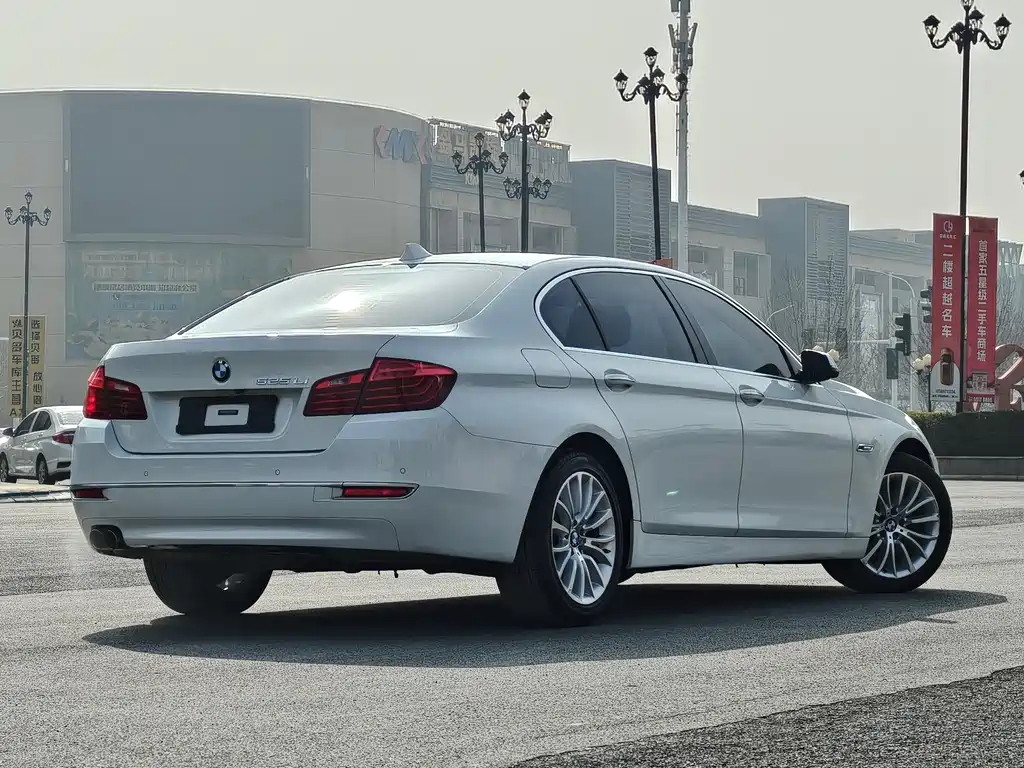 BMW 5 Series 5 2014 525Li Luxury