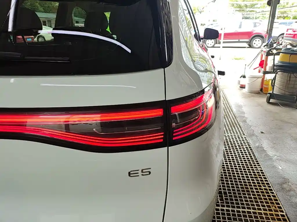 Geely Galaxy Galaxy E5 E5 2024 440km