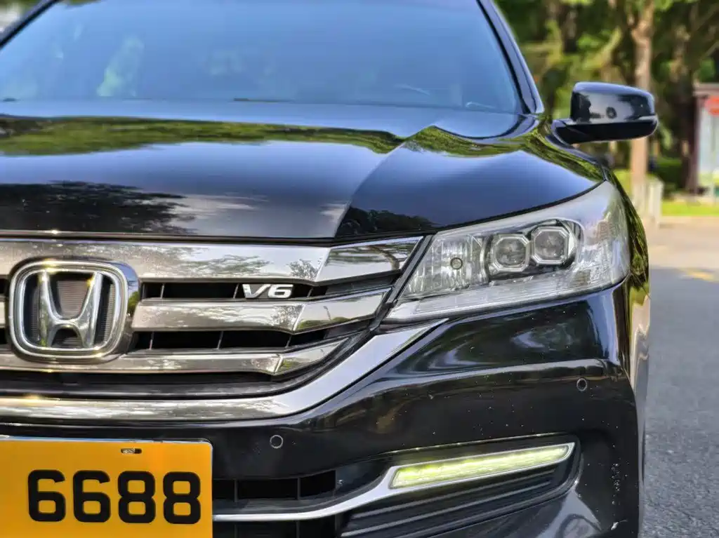 Honda Accord — миниатюра 14