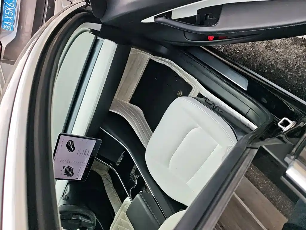 Tesla Model 3 — миниатюра 19