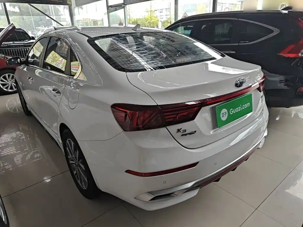 Kia K3 — миниатюра 5