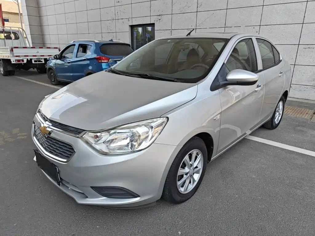 Chevrolet Sail 2015 3 1.3L MT