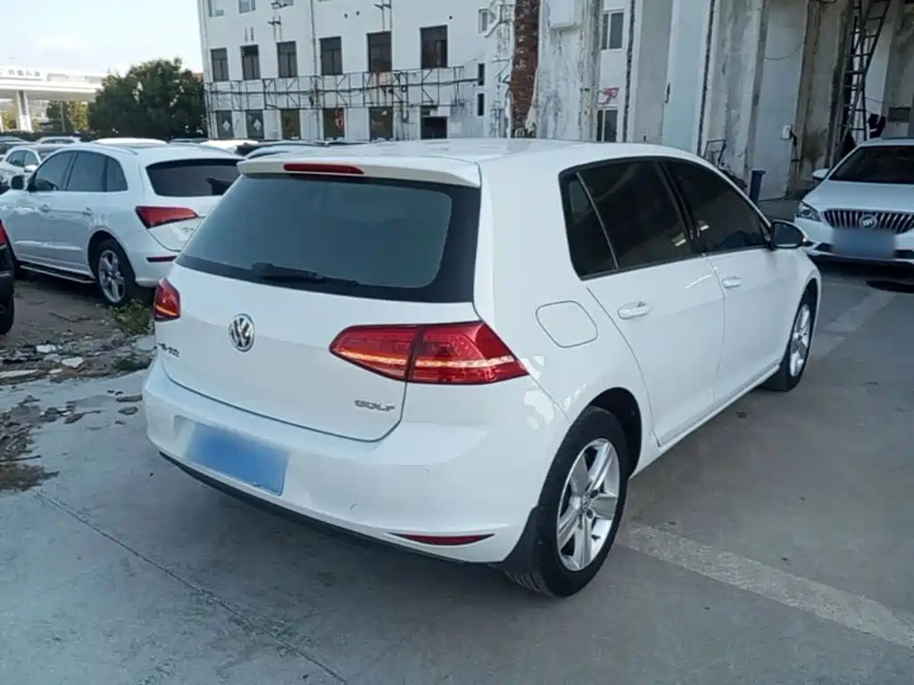 Volkswagen Golf — миниатюра 7
