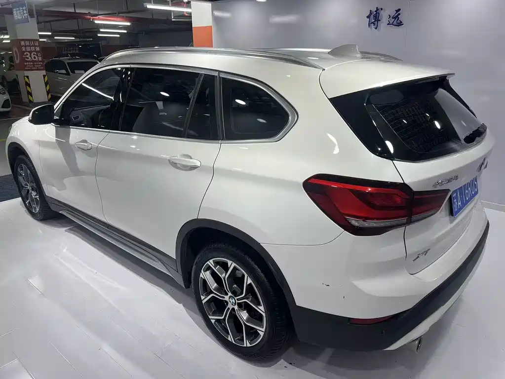 BMW X1 — миниатюра 5