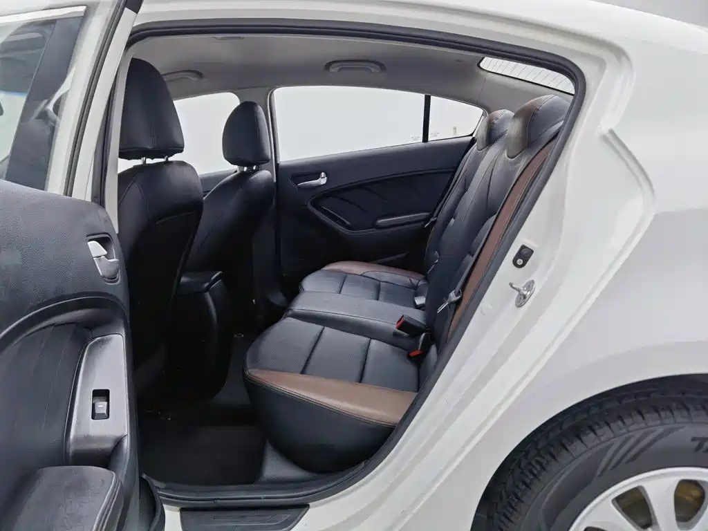 Kia K3 — миниатюра 15
